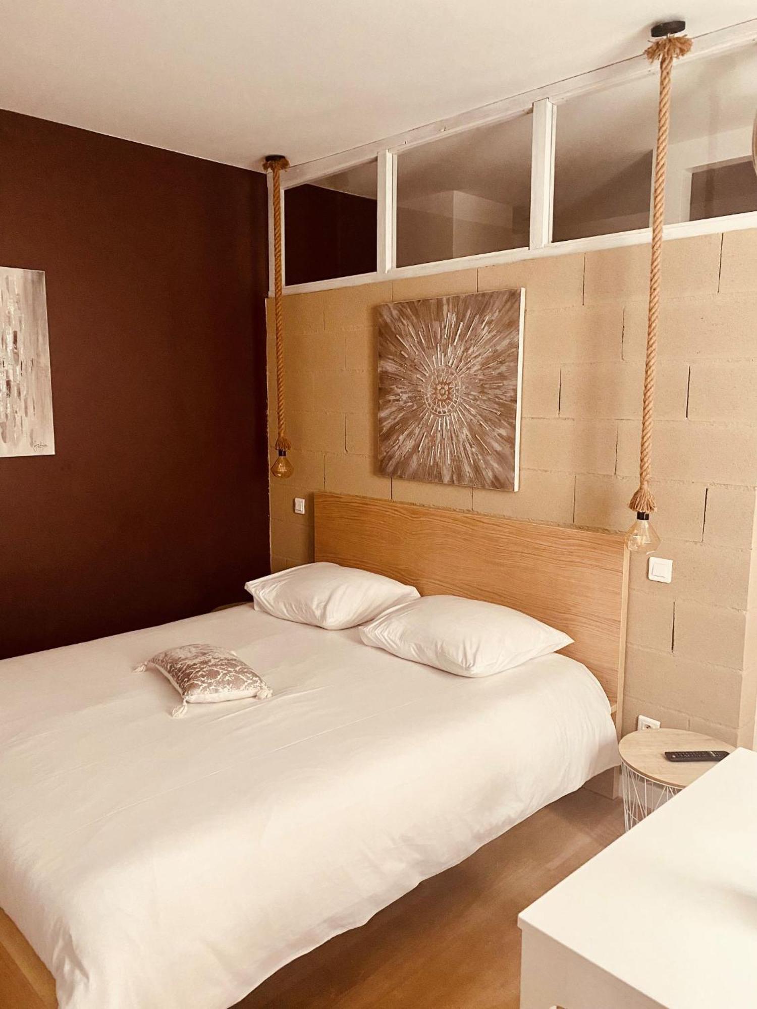 Suite 24 Appart'Hotel-3 Etoiles Le Creusot Quarto foto